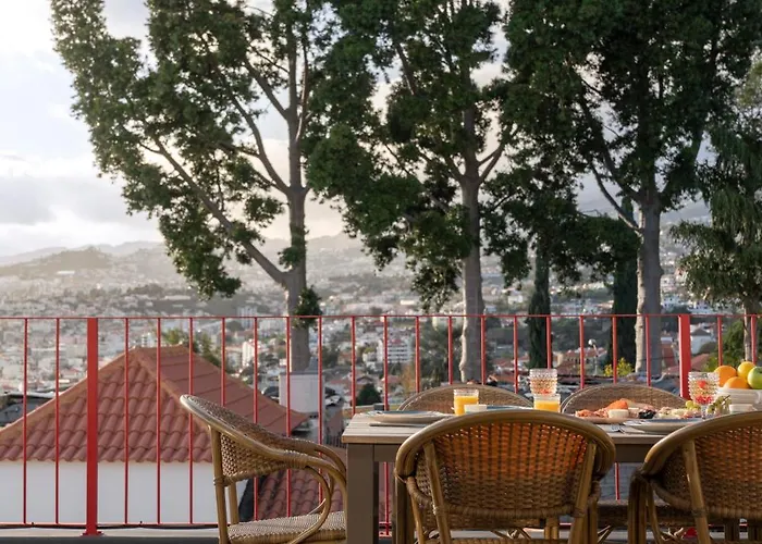 Eden By Lovelystay * Funchal (Madeira)