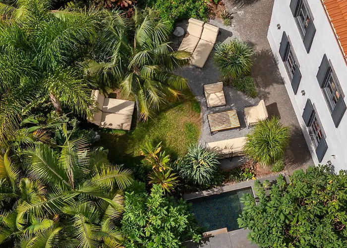 Eden By Lovelystay * Funchal (Madeira)