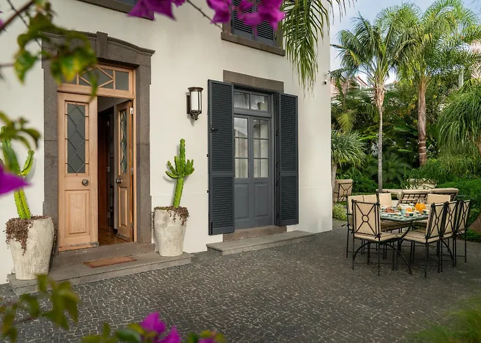 Eden By Lovelystay * 丰沙尔